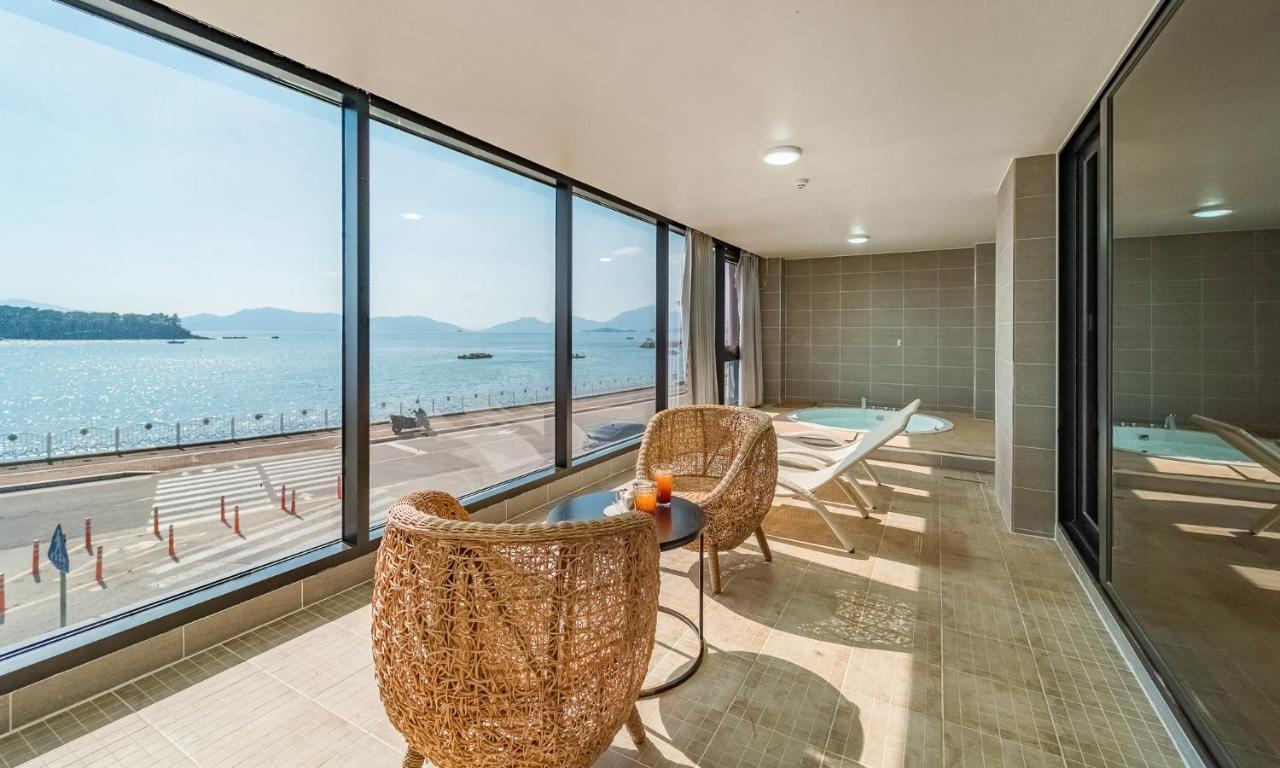 Arte Resort Spa & Pool Villa Sacheon Dış mekan fotoğraf