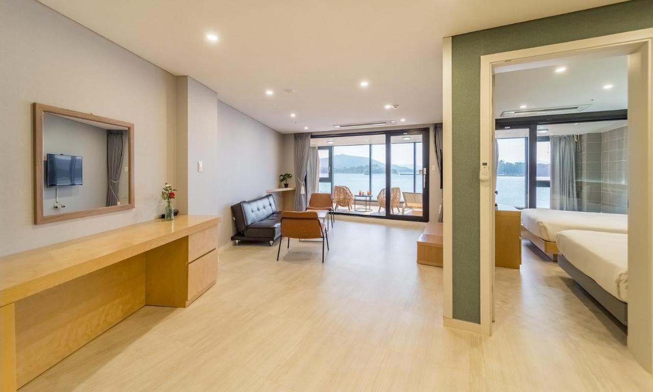 Arte Resort Spa & Pool Villa Sacheon Dış mekan fotoğraf